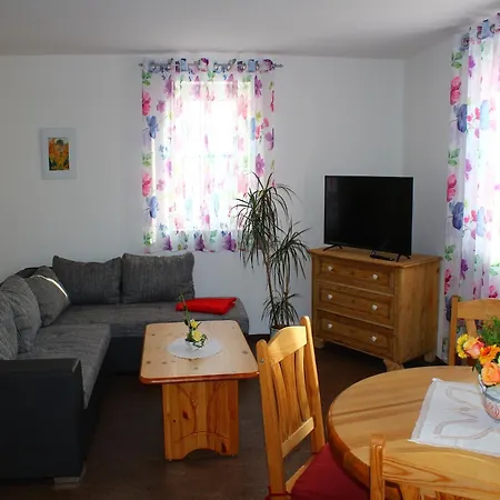 Ferienwohnung, Struppen, Cleaning Included * Struppen