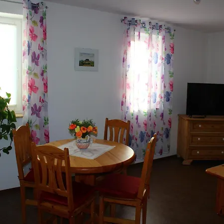 Ferienwohnung, Struppen, Cleaning Included *